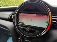 MINI Hatch Cooper Sport - U2240