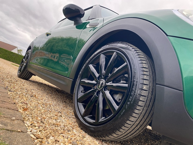 MINI 1.5 Cooper Classic Hatchback 3dr Petrol Manual Euro 6 (s/s) (136 ps)