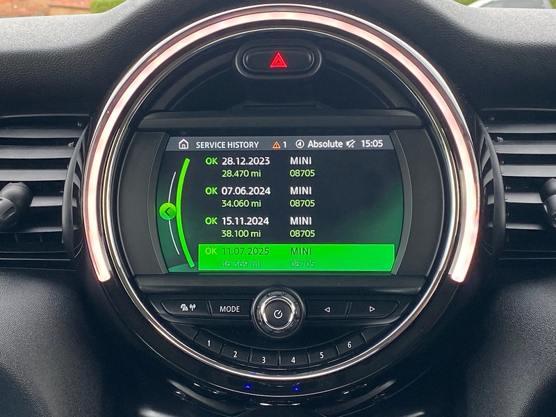 MINI 1.5 Cooper Classic Hatchback 3dr Petrol Manual Euro 6 (s/s) (136 ps)