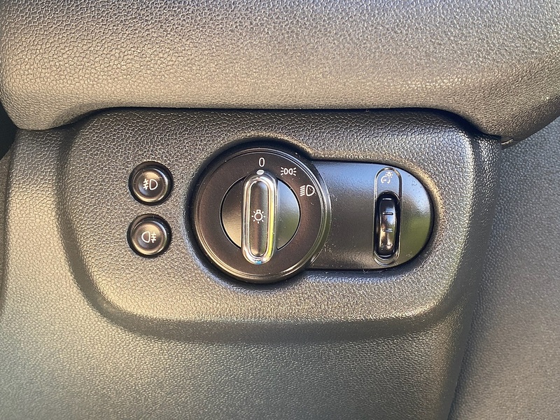 MINI Cooper Estate 1.5 Automatic Petrol