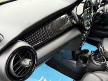 MINI Hatch Cooper S - U2246