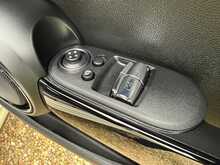 MINI Hatch Cooper S - U2246