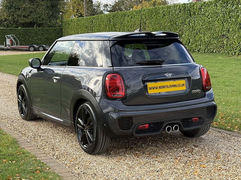 MINI 2.0 Cooper S Sport Hatchback 3dr Petrol Steptronic Euro 6 (s/s) (192 ps)