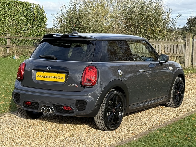 MINI 2.0 Cooper S Sport Hatchback 3dr Petrol Steptronic Euro 6 (s/s) (192 ps)