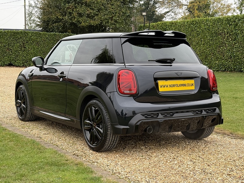 MINI 1.5 Cooper Sport Hatchback 3dr Petrol Steptronic Euro 6 (s/s) (136 ps)