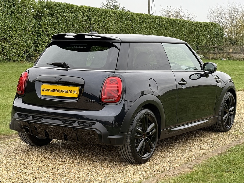 MINI 1.5 Cooper Sport Hatchback 3dr Petrol Steptronic Euro 6 (s/s) (136 ps)