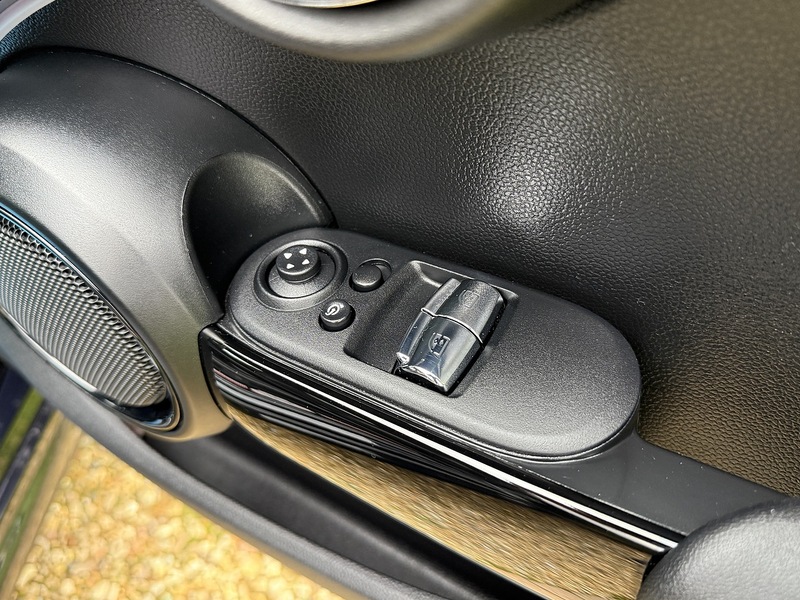 MINI 1.5 Cooper Sport Hatchback 3dr Petrol Steptronic Euro 6 (s/s) (136 ps)