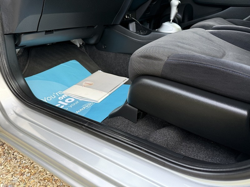 Honda 1.4 i-VTEC EX Hatchback 5dr Petrol i SHIFT Euro 4 (100 ps)