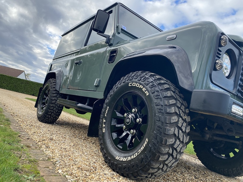 Land Rover 2.4 TDCi Hard Top SUV 3dr Diesel Manual 4WD SWB Euro 4 (122 bhp)