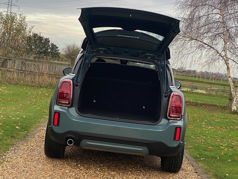 MINI Cooper Classic SUV 1.5 Automatic Petrol