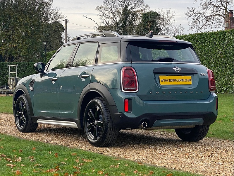 MINI Cooper Classic SUV 1.5 Automatic Petrol