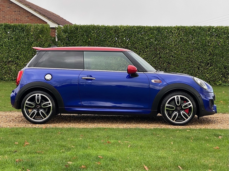 MINI 2.0 John Cooper Works Hatchback 3dr Petrol Steptronic Euro 6 (s/s) (231 ps)