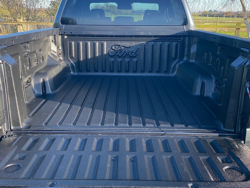 Ford 2.0 EcoBlue Raptor Pickup Double Cab 4dr Diesel Auto 4WD Euro 6 (s/s) (210 ps)