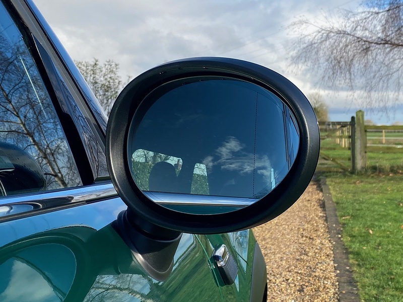 MINI 1.5 Cooper Exclusive Hatchback 5dr Petrol Steptronic Euro 6 (s/s) (136 ps)