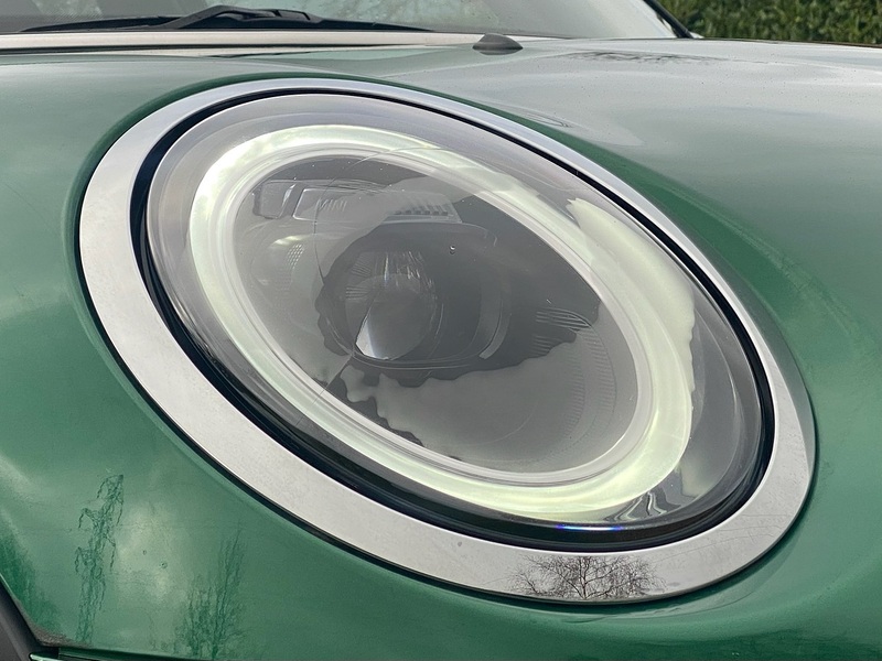 MINI 1.5 Cooper Exclusive Hatchback 5dr Petrol Steptronic Euro 6 (s/s) (136 ps)