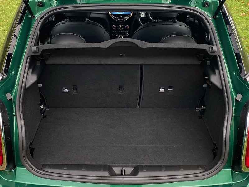 MINI 1.5 Cooper Exclusive Hatchback 5dr Petrol Steptronic Euro 6 (s/s) (136 ps)