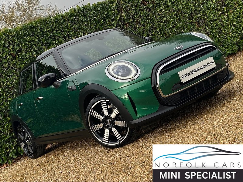 MINI 1.5 Cooper Exclusive Hatchback 5dr Petrol Steptronic Euro 6 (s/s) (136 ps)