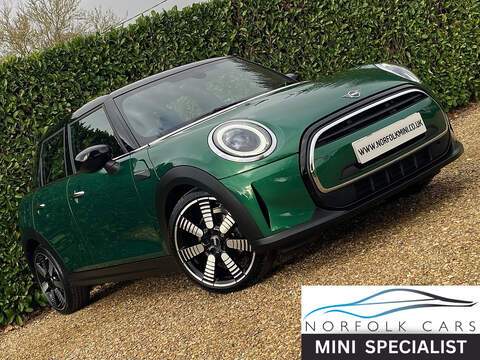 1.5 Cooper Exclusive Hatchback 5dr Petrol Steptronic Euro 6 (s/s) (136 ps)