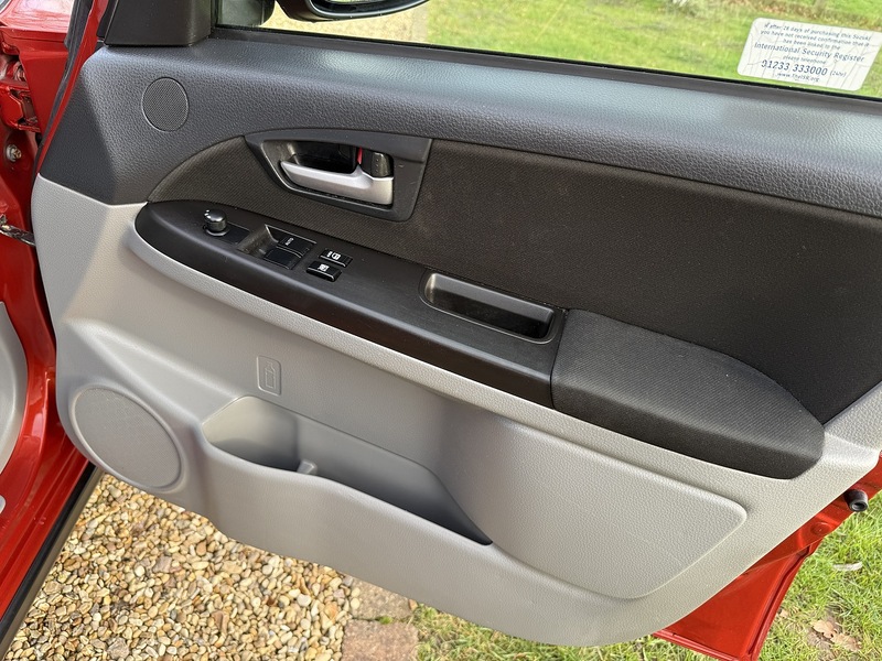 Suzuki 1.6 SZ3 SUV 5dr Petrol Manual Euro 5 (120 ps)