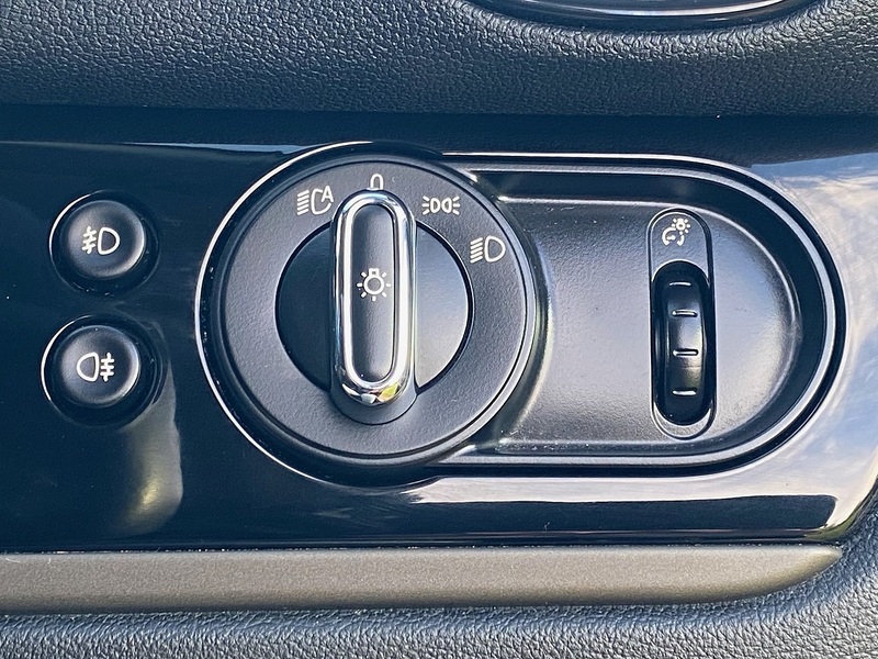 MINI 2.0 Cooper S SUV 5dr Petrol Auto ALL4 Euro 6 (s/s) (192 ps)