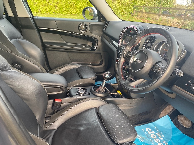 MINI 2.0 Cooper S SUV 5dr Petrol Auto ALL4 Euro 6 (s/s) (192 ps)