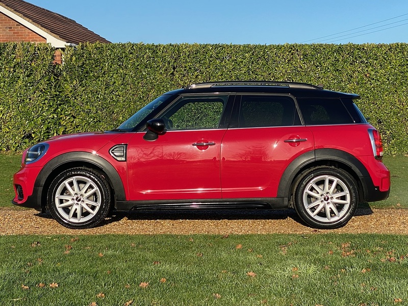 MINI 1.5 Cooper Sport SUV 5dr Petrol Manual Euro 6 (s/s) (136 ps)