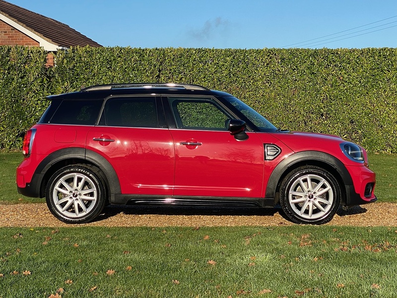 MINI 1.5 Cooper Sport SUV 5dr Petrol Manual Euro 6 (s/s) (136 ps)