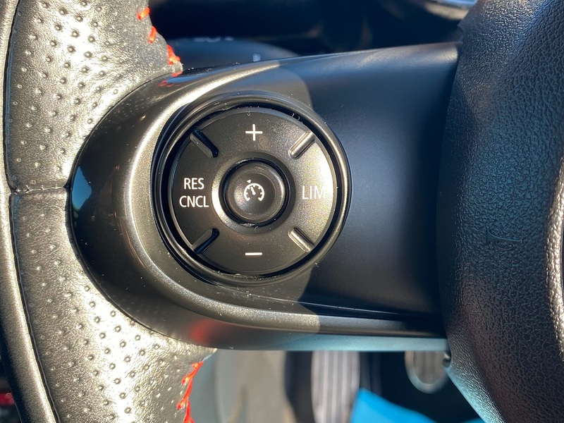 MINI 1.5 Cooper Sport SUV 5dr Petrol Manual Euro 6 (s/s) (136 ps)