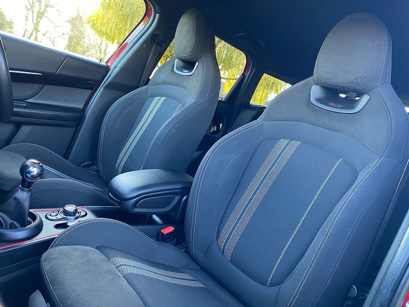 MINI 1.5 Cooper Sport SUV 5dr Petrol Manual Euro 6 (s/s) (136 ps)