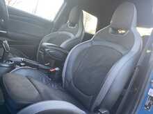 MINI Hatch Cooper Sport - U2269
