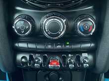 MINI Hatch Cooper S Sport - U2270