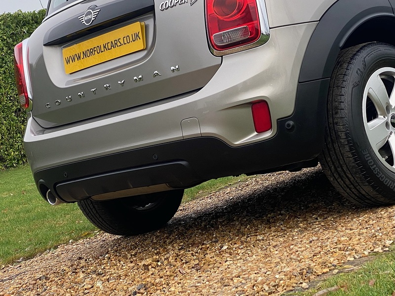 MINI 2.0 Cooper D SUV 5dr Diesel Manual Euro 6 (s/s) (150 ps)