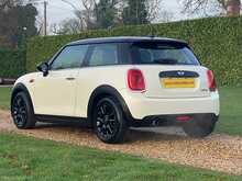2016 (16) Mini Cooper 3 Door