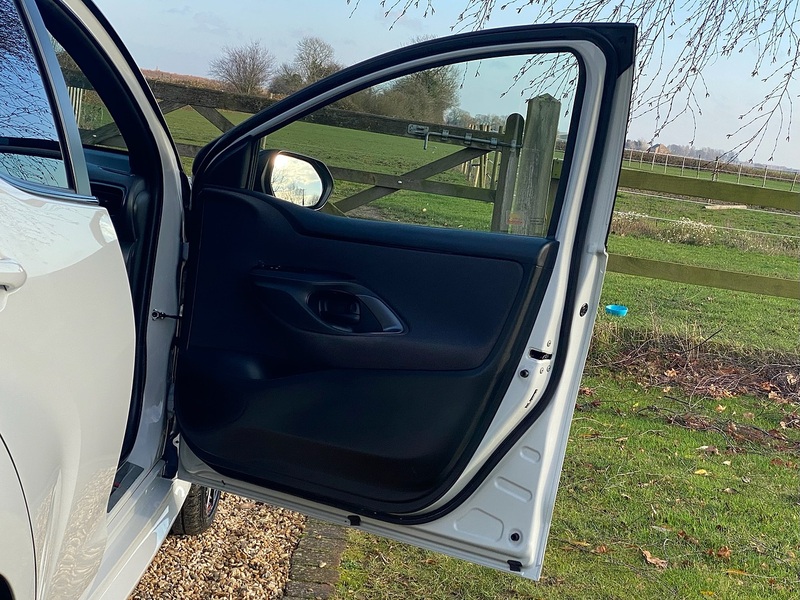 Toyota 1.5 VVT-h GR SPORT Hatchback 5dr Petrol Hybrid E-CVT Euro 6 (s/s) (116 ps)