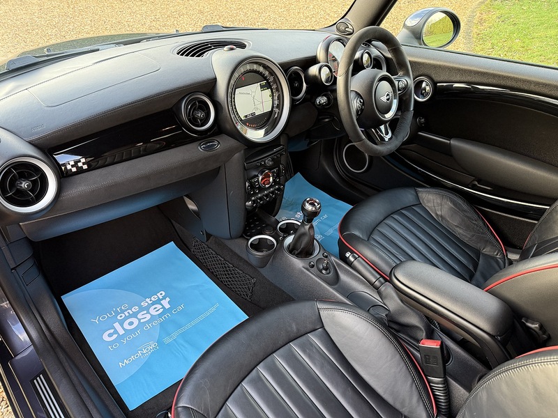 MINI 1.6 John Cooper Works Estate 5dr Petrol Manual Euro 5 (211 ps)