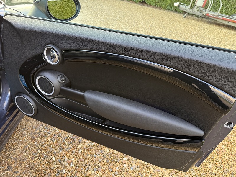 MINI 1.6 John Cooper Works Estate 5dr Petrol Manual Euro 5 (211 ps)