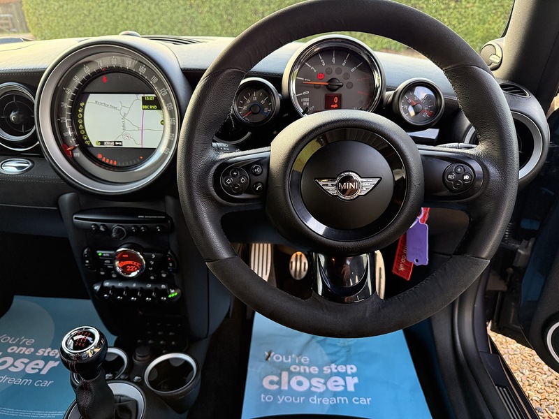 MINI 1.6 John Cooper Works Estate 5dr Petrol Manual Euro 5 (211 ps)