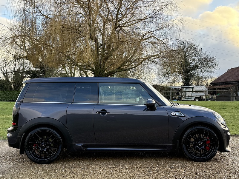 MINI 1.6 John Cooper Works Estate 5dr Petrol Manual Euro 5 (211 ps)
