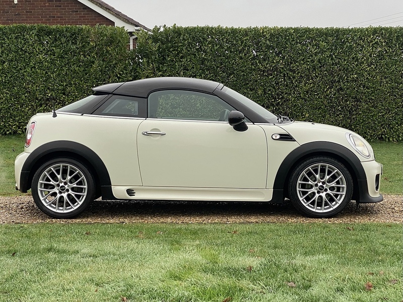 MINI 1.6 Cooper Coupe 2dr Petrol Manual Euro 5 (s/s) (122 ps)