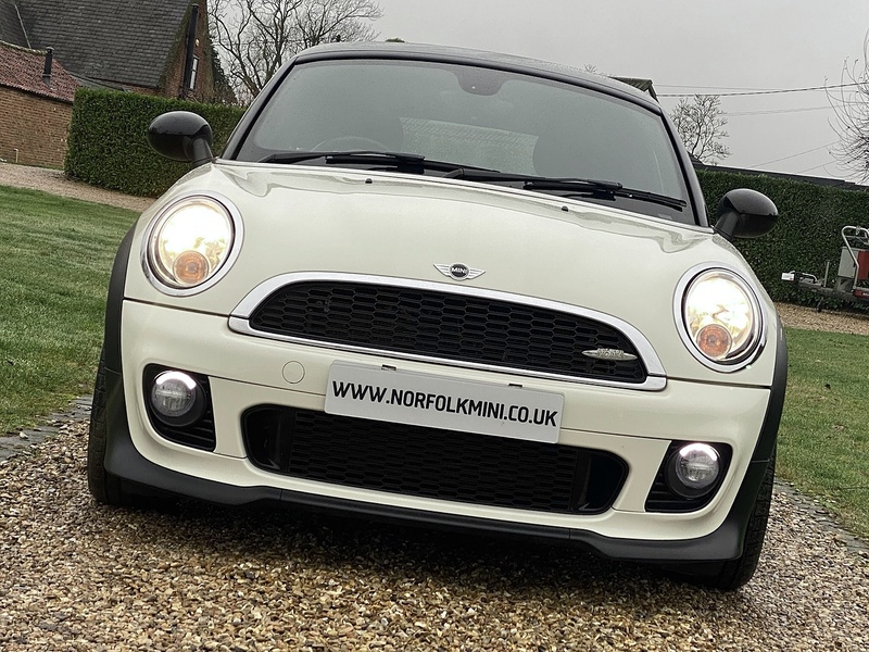 MINI 1.6 Cooper Coupe 2dr Petrol Manual Euro 5 (s/s) (122 ps)