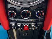 MINI Convertible John Cooper Works - U2281