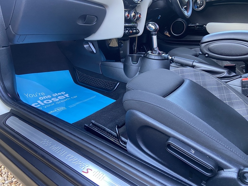 MINI Cooper S Hatchback 2.0 Automatic Petrol