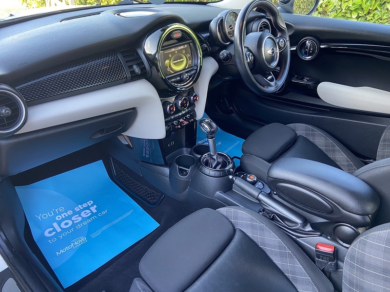 MINI Cooper S Hatchback 2.0 Automatic Petrol