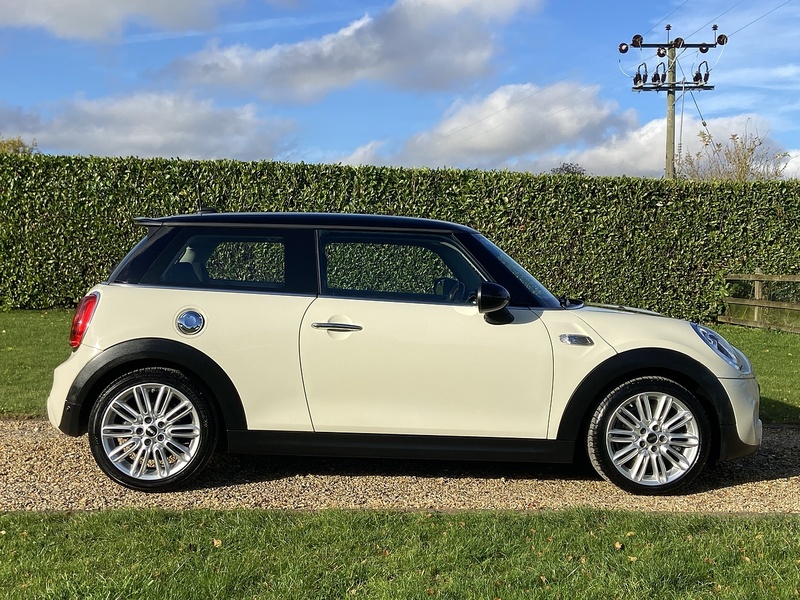 MINI Cooper S Hatchback 2.0 Automatic Petrol