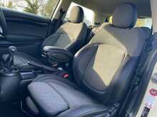 MINI Hatch Cooper - U2304