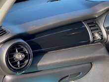 MINI Hatch Cooper - U2304