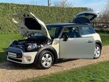 MINI Hatch Cooper - U2304