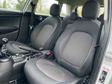 MINI Hatch Cooper - U2307