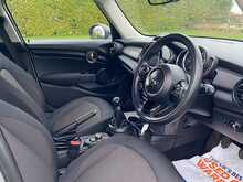 MINI Hatch Cooper - U2307