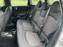 MINI Hatch Cooper - U2307